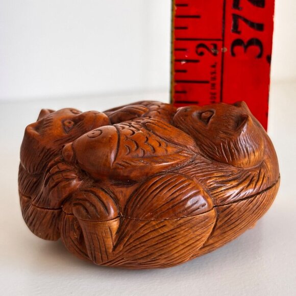 Hand-Carved Wooden Netsuke Trinket Box Cat Fish Wood Small - Picture 8 of 8